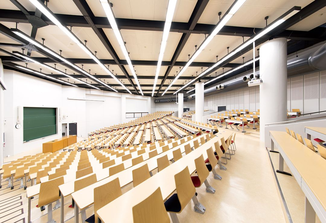 日本中央大学怎么样？走进中央大学看看吧