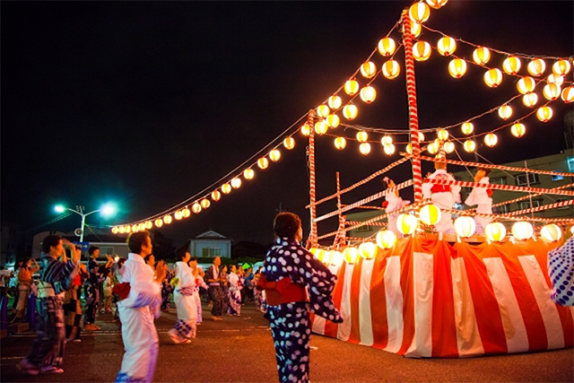 日本神奈川县箱根町举行夏日庆典 让孩子体验与传承文化